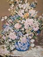 Vintage Bloemen Borduurwerk in Lijst, Ophalen of Verzenden, Gebruikt