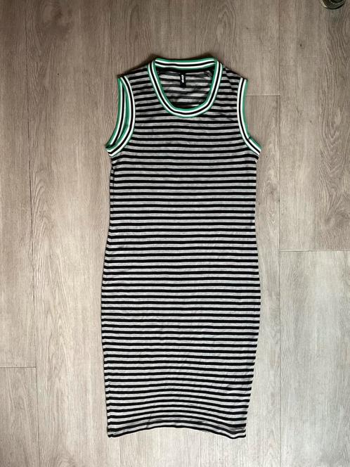 Eksept jurk - maat M, Kleding | Dames, Jurken, Zo goed als nieuw, Maat 38/40 (M), Overige kleuren, Ophalen of Verzenden