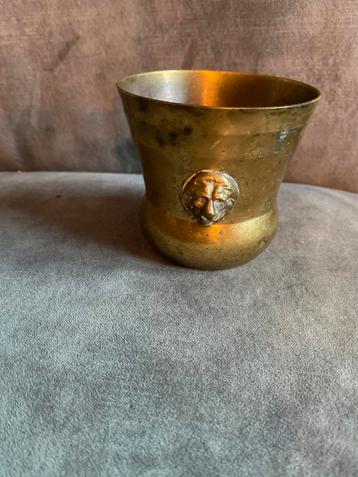 Vintage Koperen Leeuwenkop Vaasje beschikbaar voor biedingen