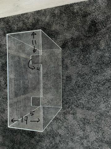 Plexiglas stofkap gebruikt voor Clearaudio Concept. beschikbaar voor biedingen