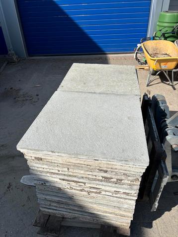 Natuursteen tegels 60x60 beige / grijs beschikbaar voor biedingen