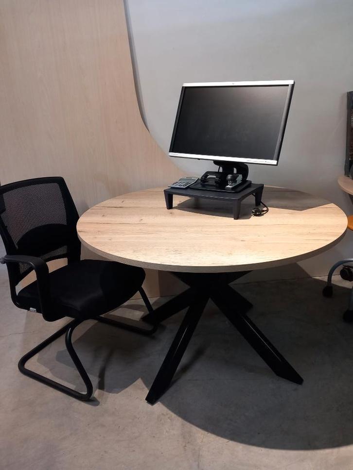 Bureaus / Tafels, Huis en Inrichting, Bureaus, Gebruikt, Bureau, Ophalen