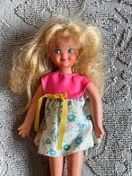 Vintage Tutti barbie met originele outfit - Mattel, Verzamelen, Ophalen of Verzenden, Gebruikt, Pop