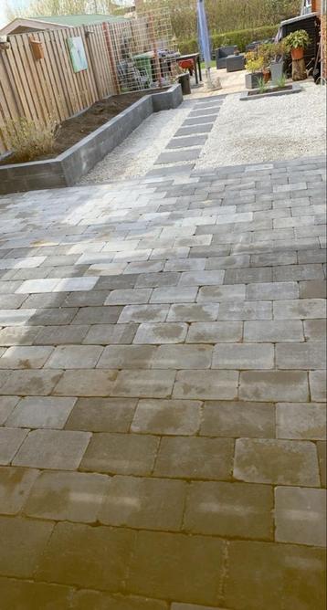Complete tuin renovatie beschikbaar voor biedingen
