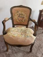 Antieke fauteuil met bloemmotief, Ophalen