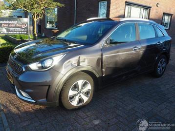 Kia Niro 1.6 GDI Hybrid DynamicLine (bj 2018, automaat) beschikbaar voor biedingen