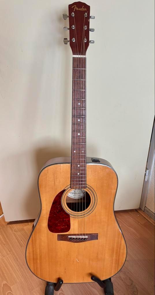 Fender DG-18 Linkshandig - Jaren 90, Muziek en Instrumenten, Snaarinstrumenten | Gitaren | Akoestisch, Gebruikt, Western- of Steelstringgitaar