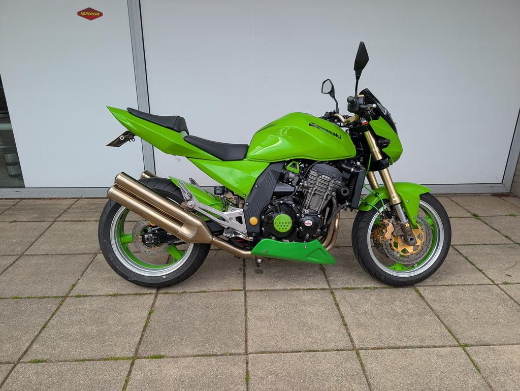 Kawasaki Z 1000 (bj 2003), Bedrijf, Info@kawasaki.nl, Jacobus Spijkerdreef 1-3
2132 PZ  Hoofddorp, NL, Kawasaki Motors Europe N.V.