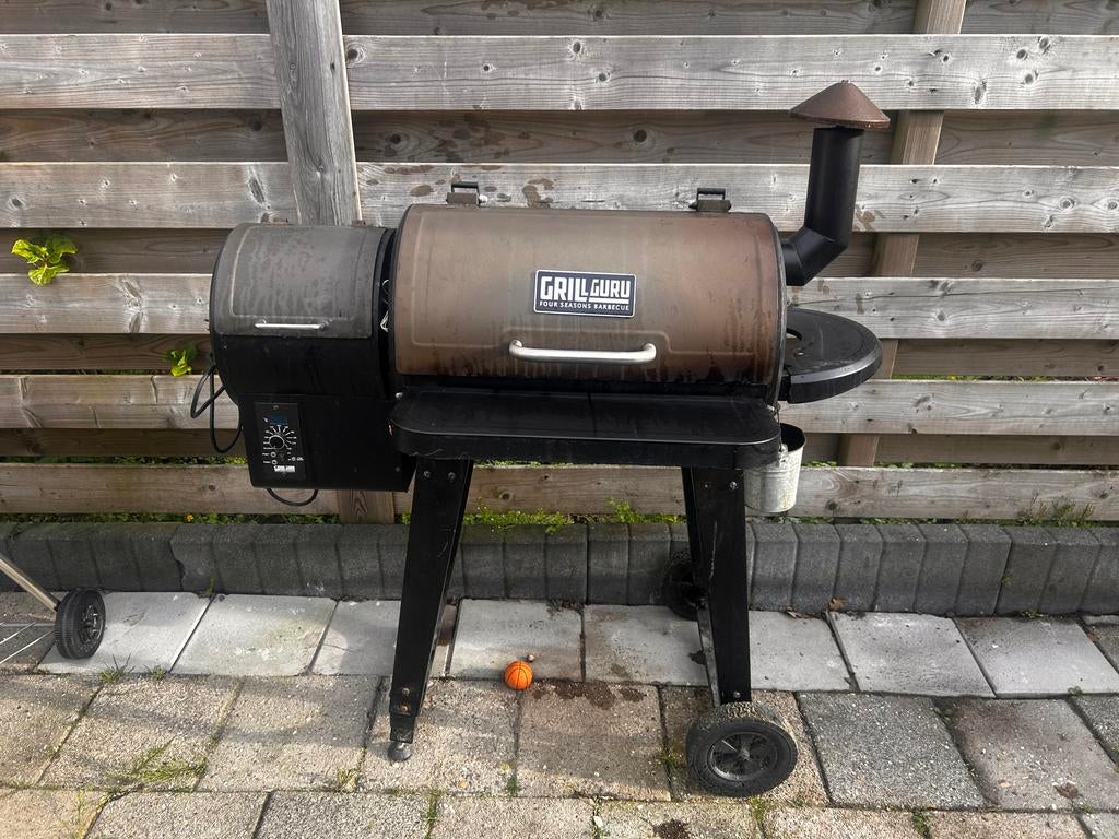 Grill Guru Pellet Smoker BBQ - in goede staat, Ophalen, Gebruikt, Met accessoires