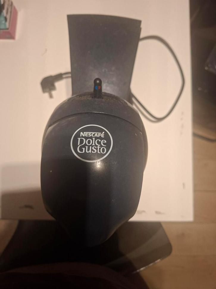 Nescafé Dolce Gusto Koffiezetapparaat - Donkergrijs, Witgoed en Apparatuur, Koffiezetapparaten, Gebruikt, Koffiepads en cups, Koffiemachine