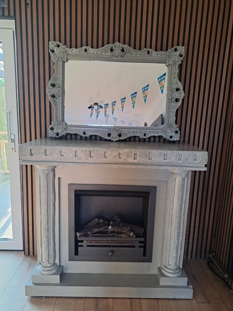 Meneer wie deze openhaard heb gekocht de spiegel vergeten, Ophalen, Vrijstaande haard, Houthaard