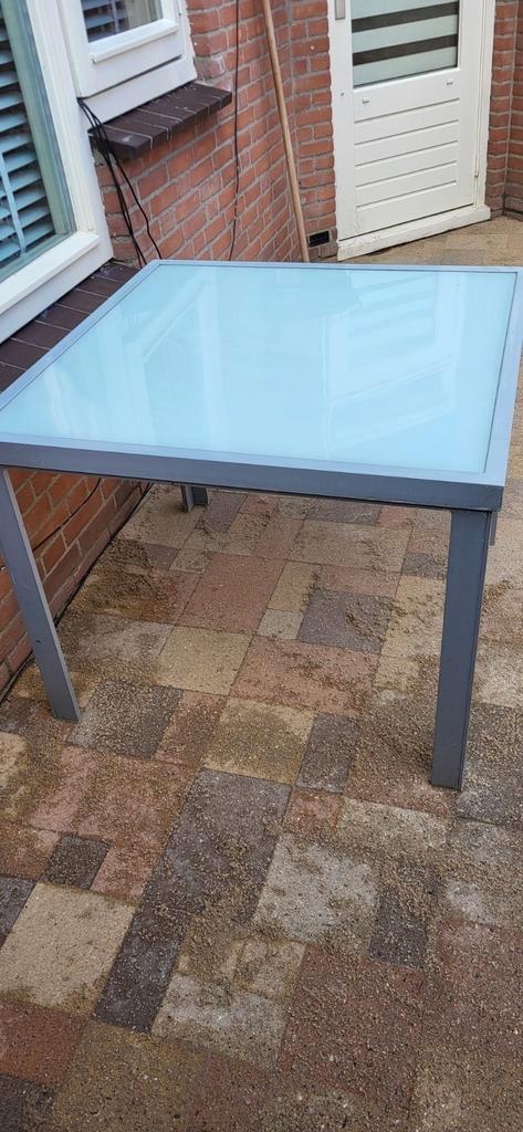 Tuintafel 90x90 cm met glazen blad, Tuin en Terras, Tuintafels, Ophalen of Verzenden