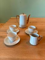 Vintage Japans koffieservies, wit met goudkleurige accenten, Antiek en Kunst, Ophalen of Verzenden