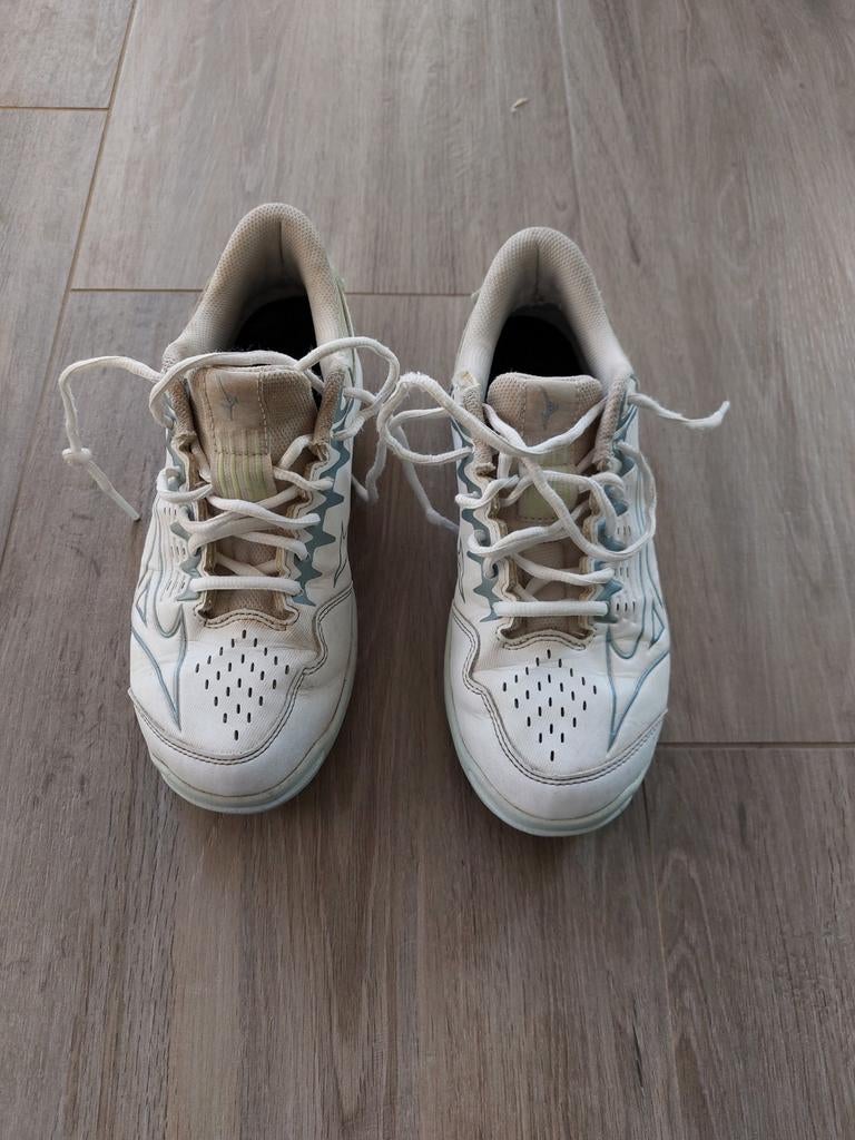 Mizuno hockey korfbal Veld schoenen Maat 38, Ophalen of Verzenden, Gebruikt, Schoenen