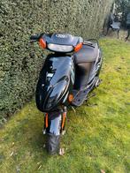 TGB 203, Fietsen en Brommers, Ophalen, Maximaal 45 km/u, 49 cc, Zo goed als nieuw