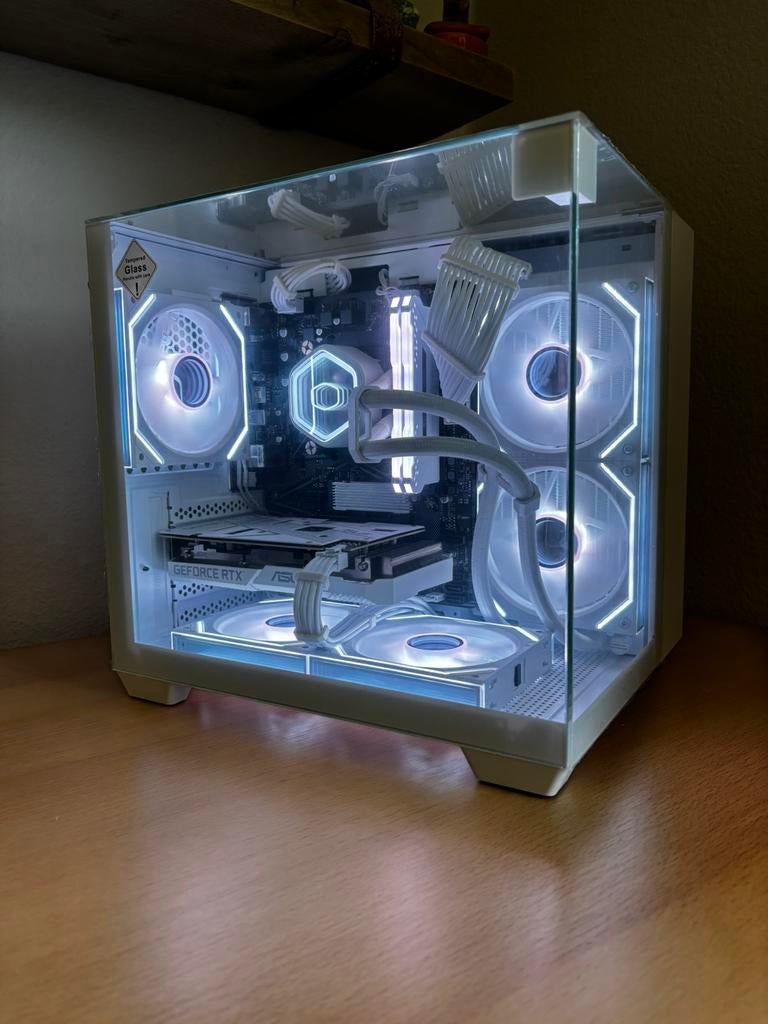 High End Game PC/Desktop - RTX 3060 - R5 3600 - Wit, Virtual Reality, Ophalen of Verzenden, Zo goed als nieuw, SSD