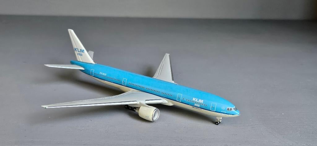 Herpa KLM Boeing 777-300ER Azië 1:500, Ophalen of Verzenden, Zo goed als nieuw, Schaalmodel