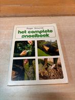 Het complete snoeiboek - Roger Grounds, Ophalen of Verzenden, Gelezen, Tuinieren en Tuinplanten