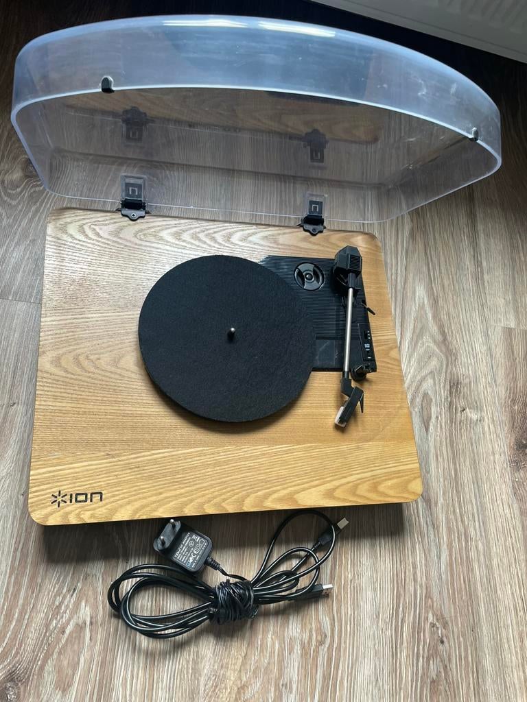 House of Marley Revolution BT met speakers | | Platenspelers