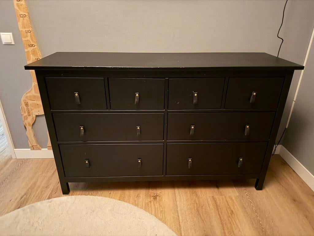 Hemnes ladekast, Ophalen, 5 laden of meer, 150 tot 200 cm, Zo goed als nieuw