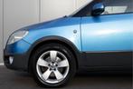 Skoda Roomster 1.6 | PANO | TREKHAAK | STOELVERWARMING, Auto's, Skoda, Gebruikt, Zwart, 4 cilinders, Blauw