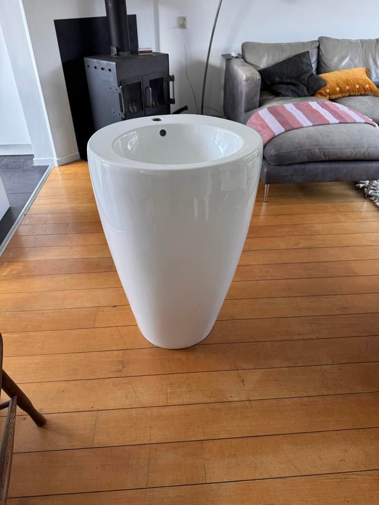 Keramische design wastafelzuil, vrijstaand met Hansa kraan, Ophalen, Nieuw, Steen, Wastafel