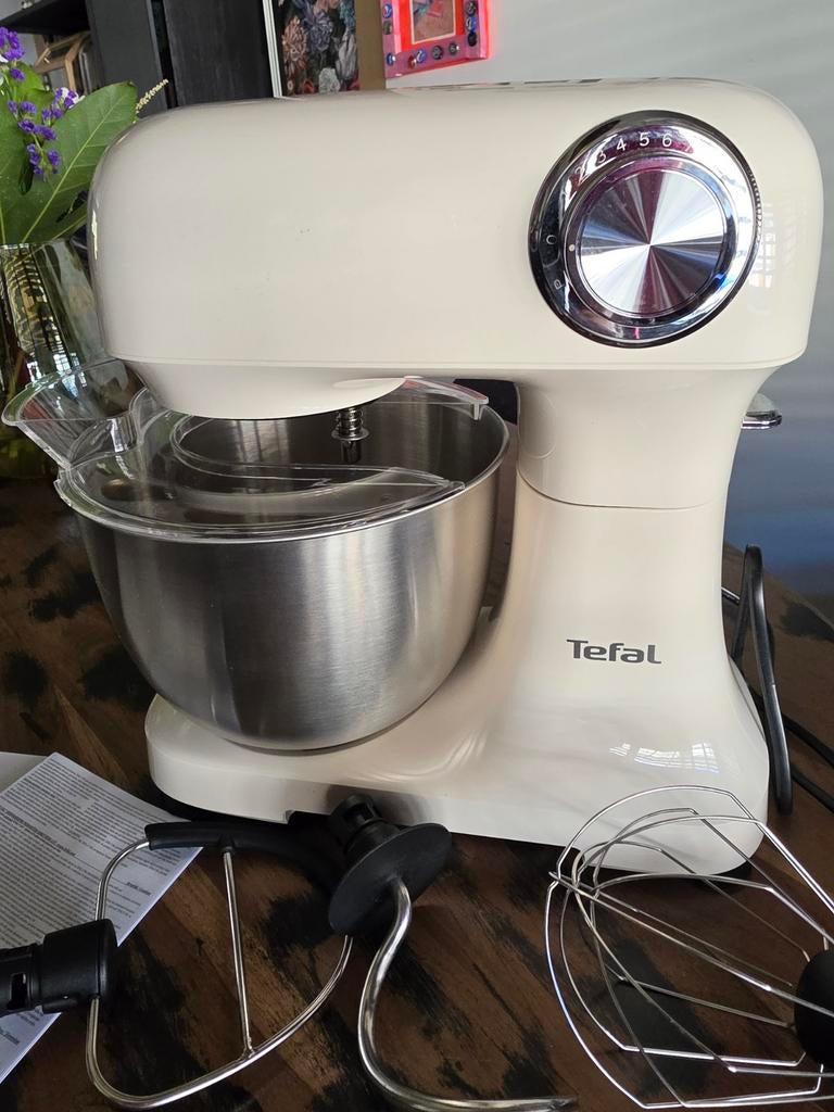 Tefal Keukenmachine - Crème -  nieuw, Witgoed en Apparatuur, Keukenmixers, 3 tot 4 liter, Ophalen of Verzenden, Nieuw, 3 snelheden of meer