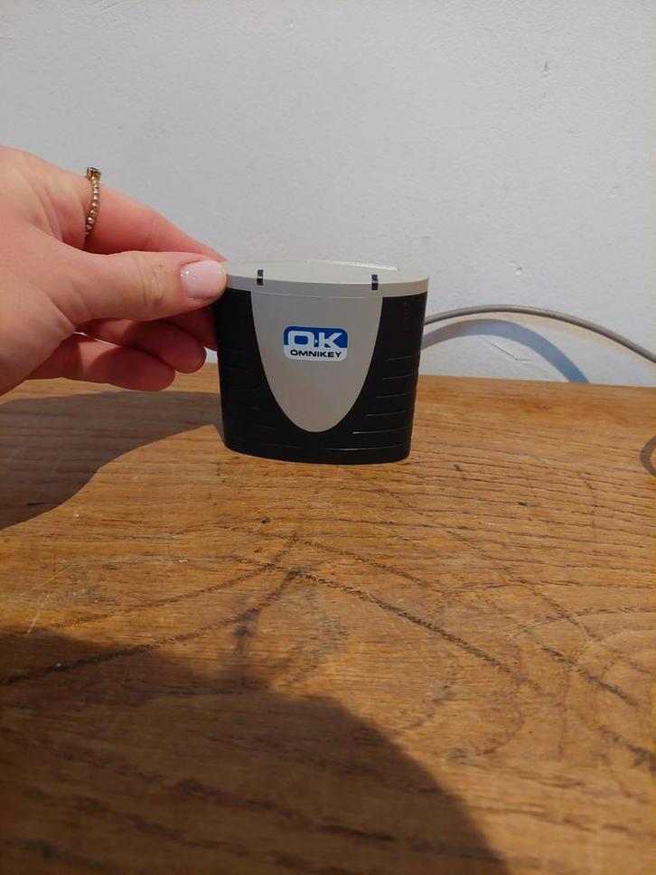OMNIKEY 3121 Smart Card Reader – USB, Computers en Software, Overige Computers en Software, Gebruikt, Ophalen of Verzenden