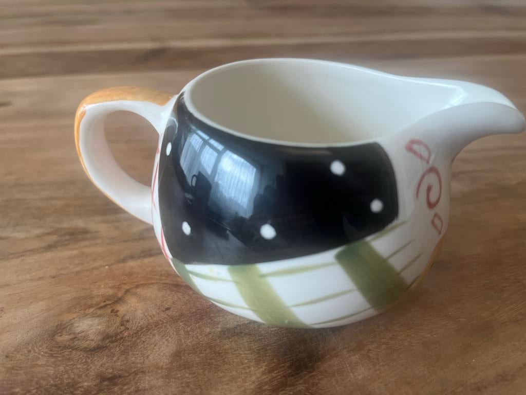 Gigli decoratieve melk / roomkan handgeschilderd, Keramiek, Overige typen, Ophalen of Verzenden, Zo goed als nieuw