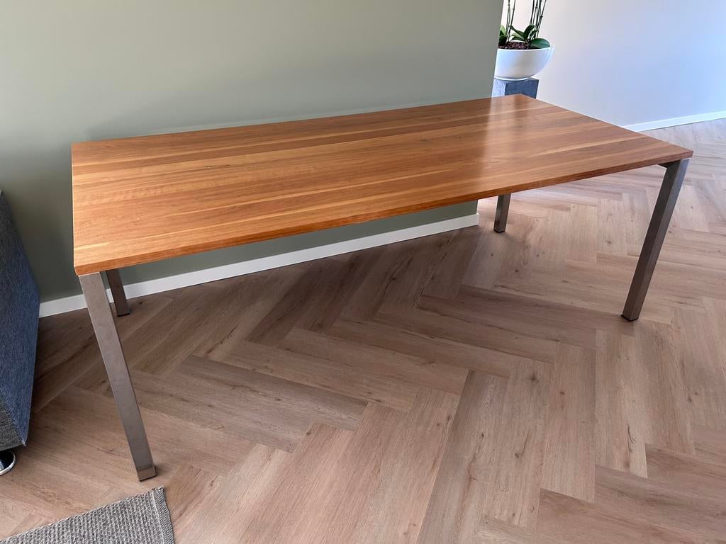 Eettafel - Notenhout, Ophalen, 200 cm of meer, 50 tot 100 cm, Zo goed als nieuw