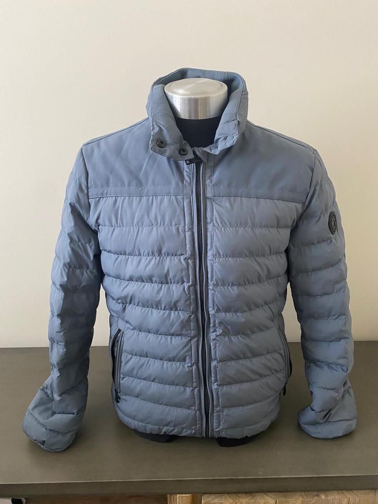Airforce Heren Jas - Lichtblauw - Maat M, Kleding | Heren, Jassen | Winter, Ophalen, Zo goed als nieuw, Maat 48/50 (M), Blauw