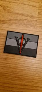 Badge Kct105, Verzamelen, Ophalen of Verzenden, Landmacht, Nederland, Embleem of Badge