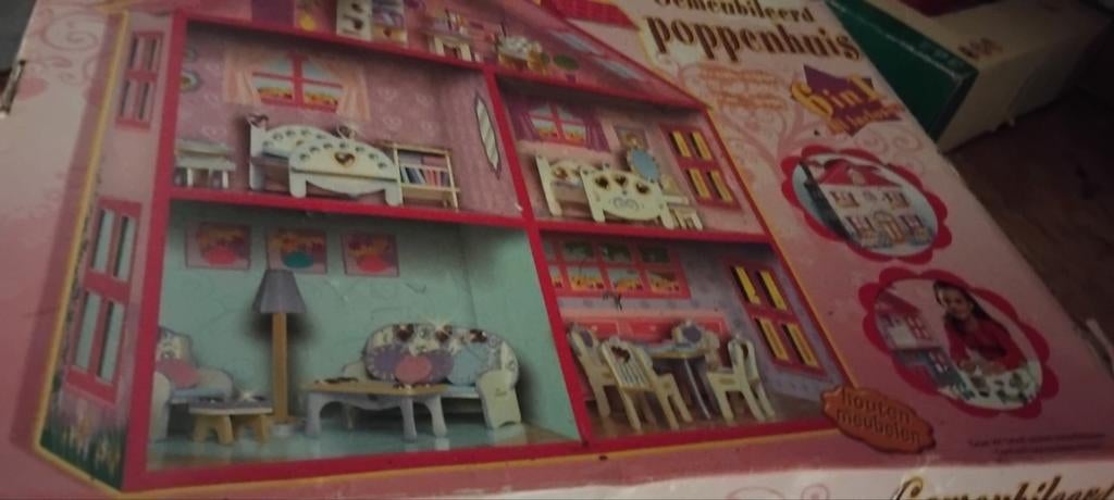 Gemeubileerd poppenhuis bouwpakket nieuw, Ophalen of Verzenden
