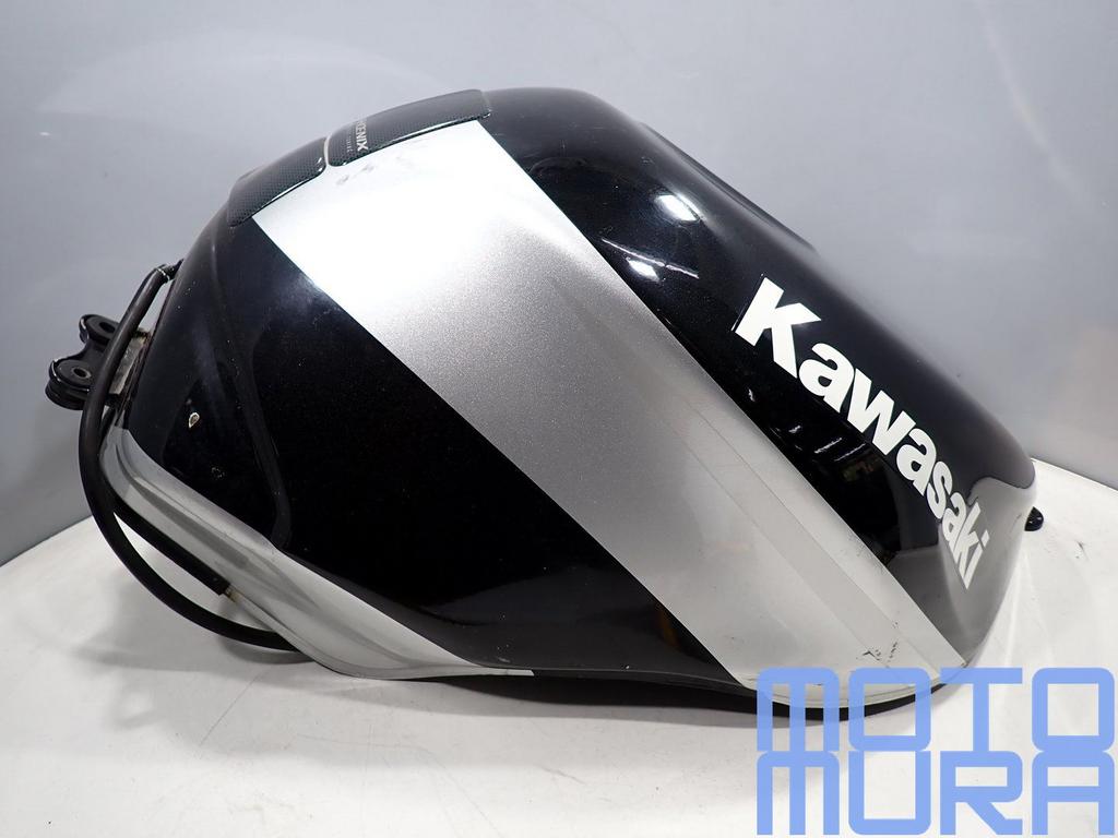 Kawasaki ZX6R 2000 - 2002 benzinetank brandstoftank ZX6 ZX-6, Motoren, Onderdelen | Kawasaki, Gebruikt, Ophalen of Verzenden