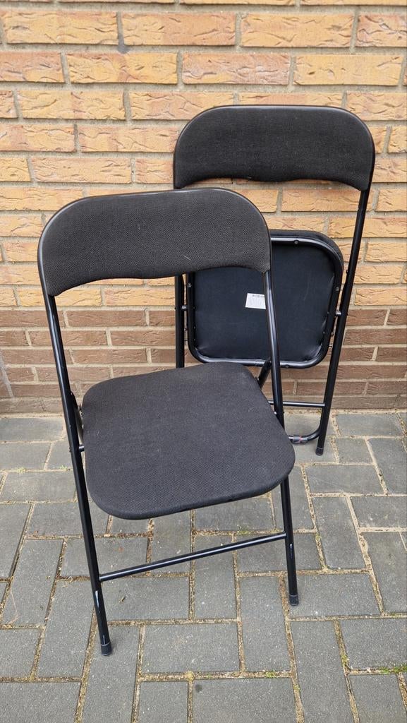 2 zwarte klapstoelen - handig en ruimtebesparend, Ophalen, Gebruikt, Twee, Zwart