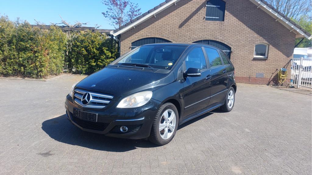 Mercedes-Benz B-Klasse 180 CDI Business Class CLIMA/AUTOMAAT, Automaat, Wijheseweg 65
8107PJ  BROEKLAND OV, NL, Zwart, Mercedes-Benz
