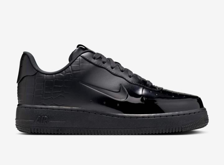NIKE AIR FORCE 1 LOWE MADE IN ITALY ZWART EU 43  2026, Kleding | Heren, Schoenen, Nieuw, Zwart, Ophalen of Verzenden