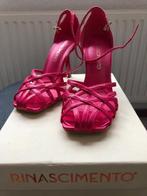 Nieuwe sandalen van Rinascimento maat 37 van, Rinascimento, Nieuw, Sandalen of Muiltjes, Ophalen of Verzenden