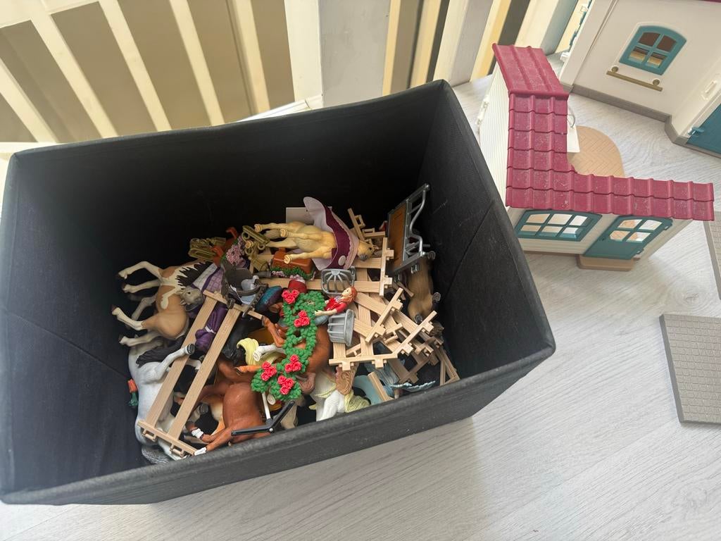 Grote Schleich collectie: paarden, stallen en accessoires, Ophalen, Gebruikt