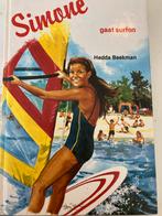 Simone gaat surfen - Hedda Beekman (Boek), Ophalen of Verzenden, Gelezen