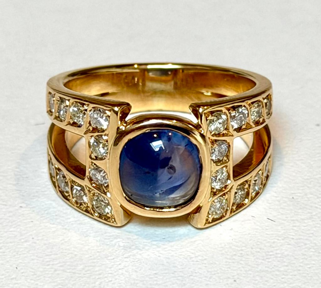 18 karaat gouden ring met blauwe saffier 2.5ct en diamanten!, 18 tot 19, Ophalen of Verzenden, Met edelsteen, Dame