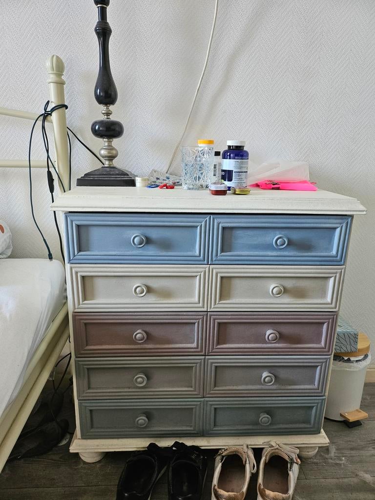 Gepimpt eiken kastje, Ophalen, 5 laden of meer, Eikenhout, 50 tot 100 cm