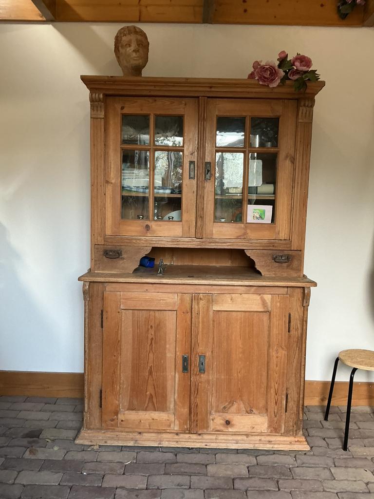 Antieke grenen buffetkast, Huis en Inrichting, Kasten | Buffetkasten, Ophalen, Gebruikt, 100 tot 150 cm, Eikenhout