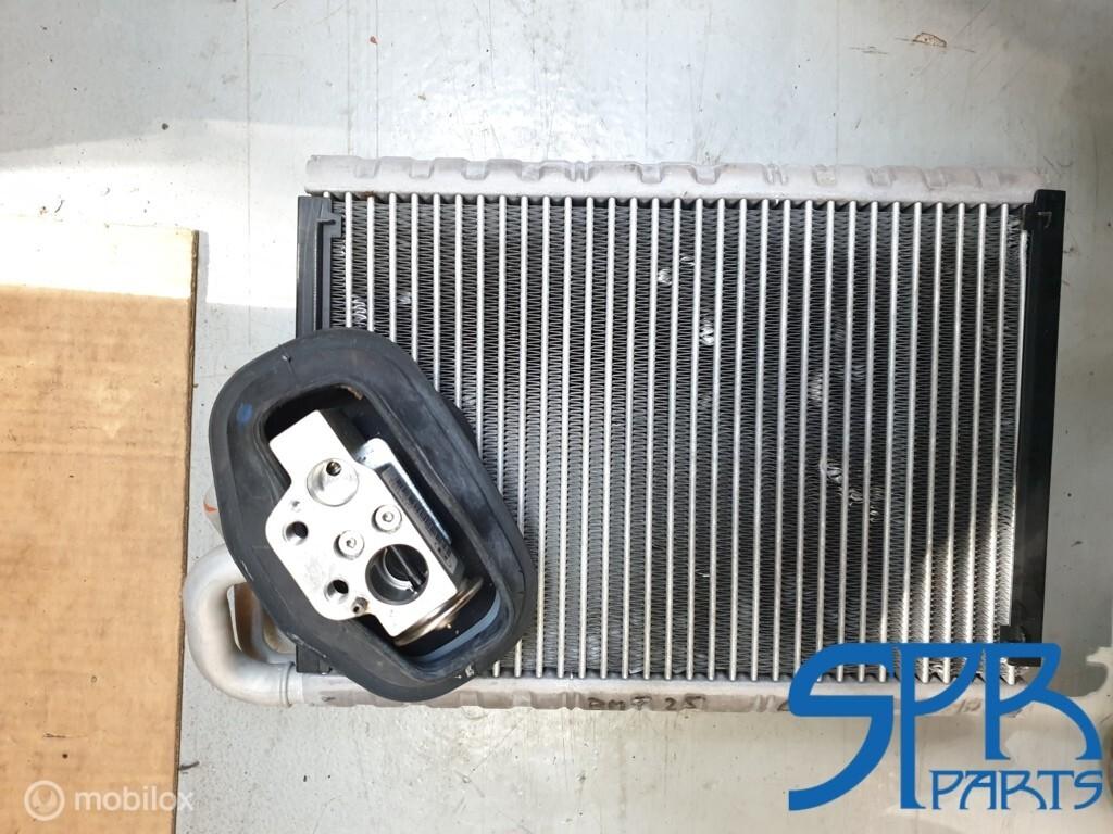 A4 A5 B8 AIRCOCONDENSOR BINNEN Kachelradiateur X1187002, Auto-onderdelen, Audi, Gebruikt, Audi, Ophalen of Verzenden