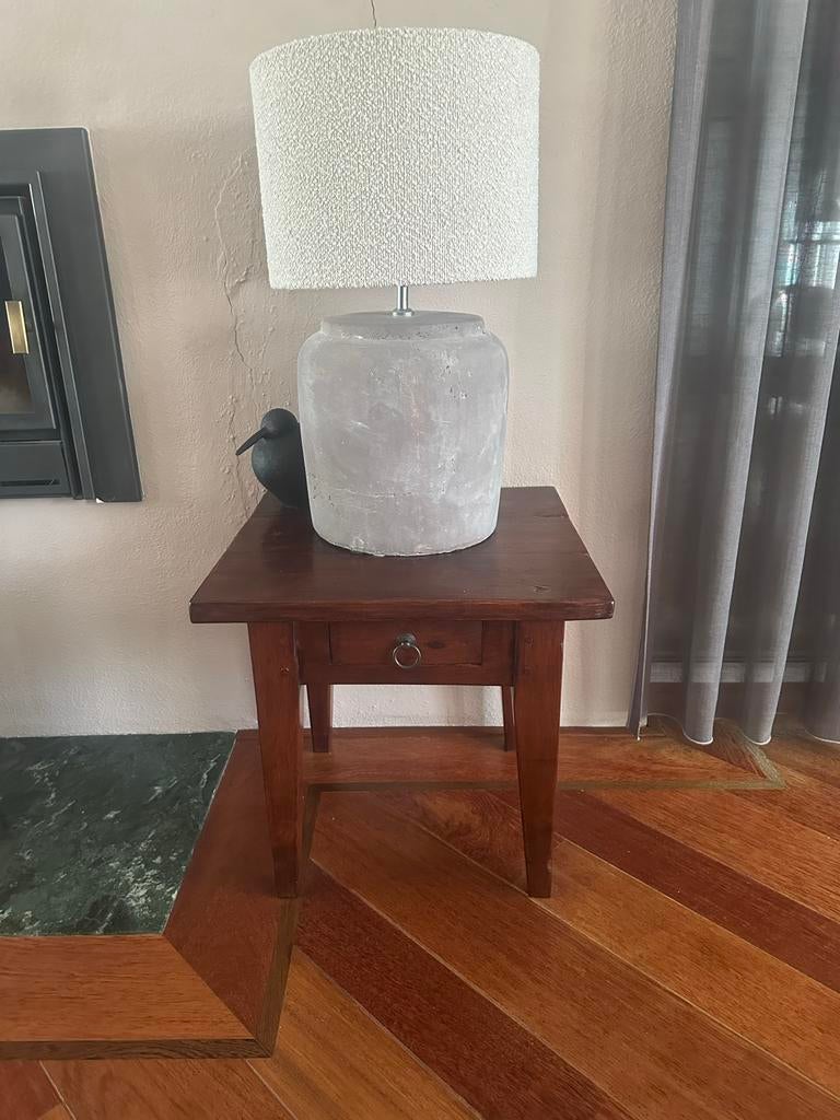 Massief Koloniale Bijzettafel 50x50 cm met Lade, 45 tot 60 cm, Minder dan 55 cm, Gebruikt, Vierkant