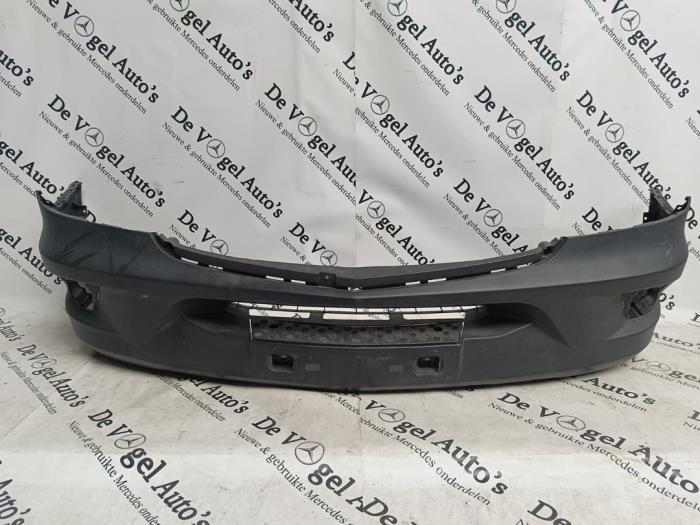 Voorbumper van een Mercedes Sprinter (9051), Gebruikt, -, Ophalen of Verzenden, Bumper