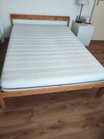 Bed + Bed frame, Ophalen, Tweepersoons, 140 cm, Zo goed als nieuw