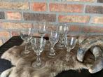 Vintage set sierlijke glaasjes, Antiek en Kunst, Antiek | Glas en Kristal, Ophalen of Verzenden