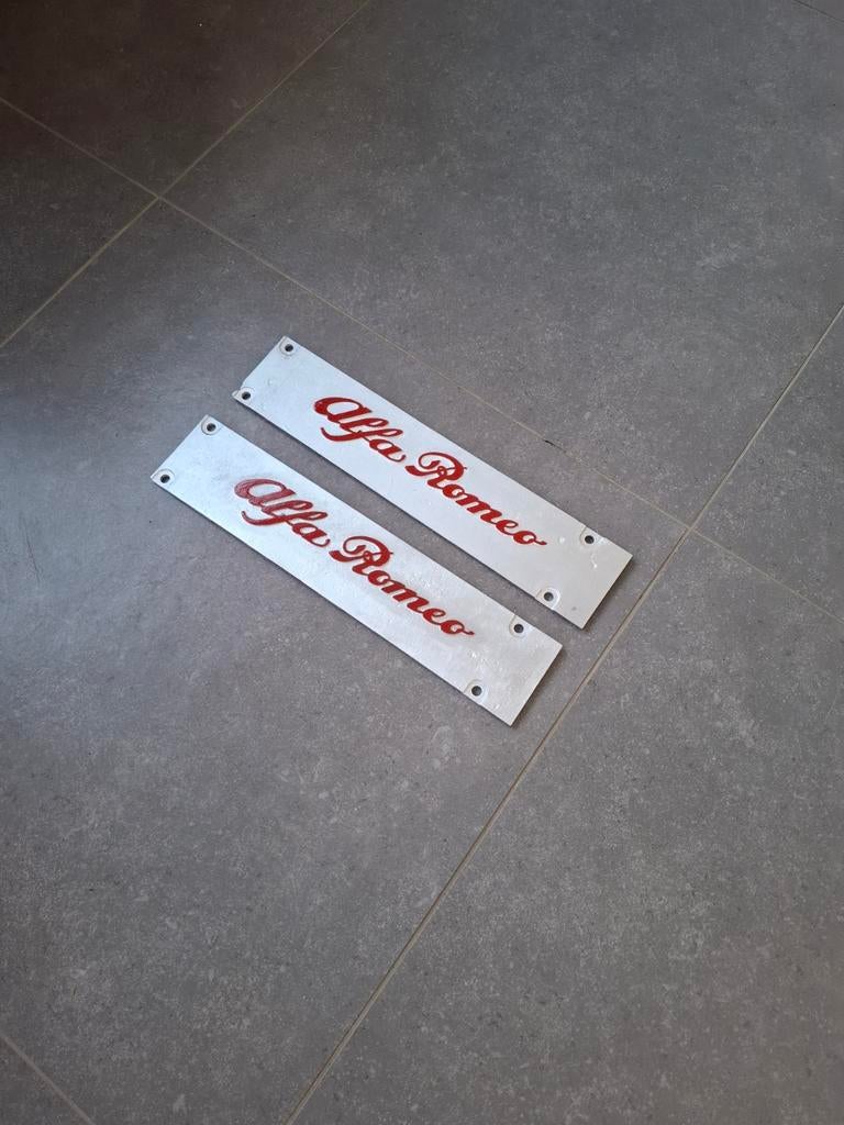 Alfa romeo giulia, bertone gt gtv junior berlina spider 105, Ophalen of Verzenden, Alfa Romeo