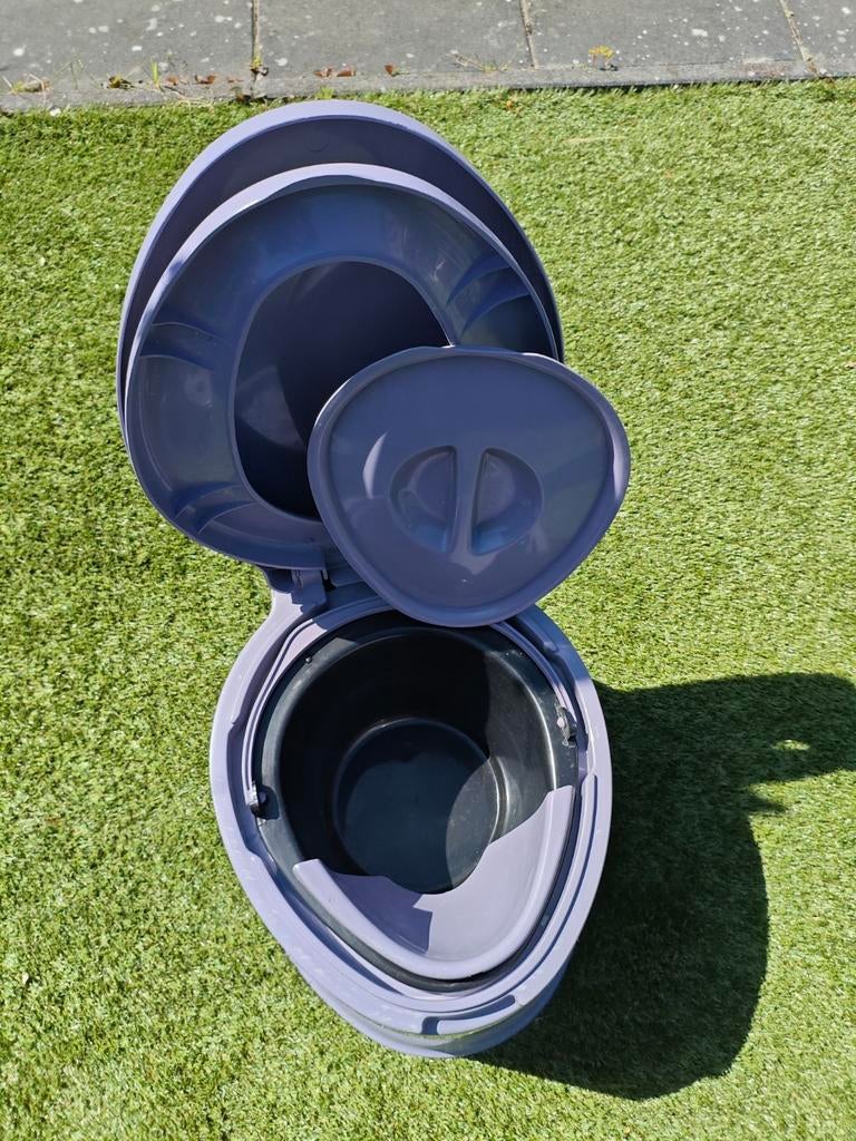 Draagbaar Vrijbuiter Campingtoilet – WC / Licht /Schoon/ 6L, Ophalen